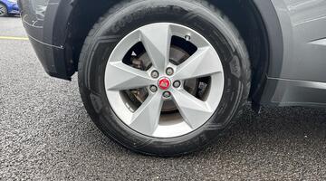 2019 Jaguar 2.0 D180 R-Dynamic S Auto Euro 6 5-door (Grey) - Image: 30