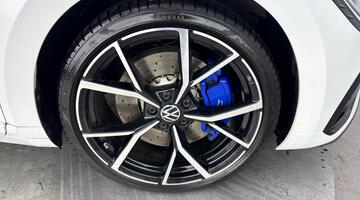 2025 Volkswagen 2.0 TSI R Fastback DSG 4Motion Euro 6 5-door (White) - Image: 5