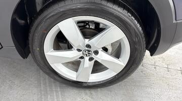 2022 Volkswagen 1.0 TSI SEL Euro 6 5-door (Grey) - Image: 30