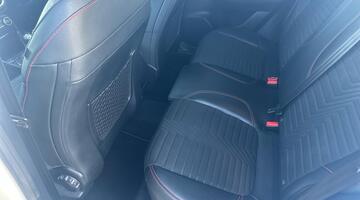 2020 Ford 1.0T EcoBoost MHEV ST-Line X Euro 6 5-door (White) - Image: 21