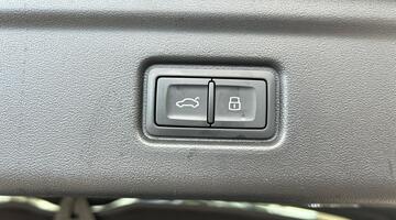 2025 Audi 100kWh Edition 1 Auto quattro 5-door (Grey) - Image: 21