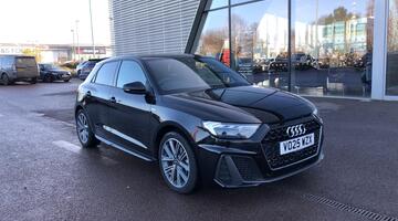 2025 Audi 1.0 TFSI 30 S line Sportback S Tronic Euro 6 5-door (Black) - Image: 1