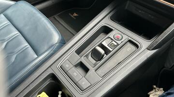 2024 CUPRA TSI V2 DSG Euro 6 5-door (Blue) - Image: 31