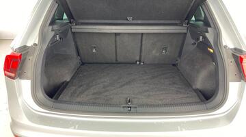 2020 Volkswagen 2.0 TDI R-Line DSG 4Motion Euro 6 5-door (Silver) - Image: 30