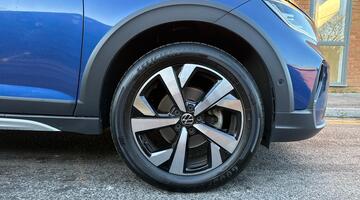 2023 Volkswagen 1.0 TSI Style DSG Euro 6 5-door (Blue) - Image: 5