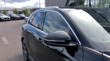 2025 Audi 2.0 TDI Launch Edition S Tronic quattro Euro 6 5-door (Black) - Image: 46