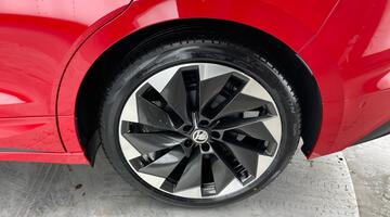 2023 Škoda 82kWh 80x SportLine Auto 4WD 5-door (DC125kW) (Red) - Image: 31