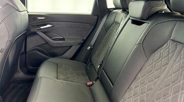 2025 Audi 100kWh Performance Edition 1 Auto 5-door (Black) - Image: 36