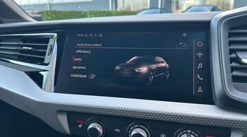 2025 Audi TFSI 35 S line Sportback S Tronic Euro 6 5-door (White) - Image: 40