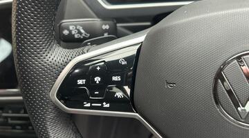 2022 Volkswagen TSI R-Line DSG Euro 6 5-door (Grey) - Image: 27