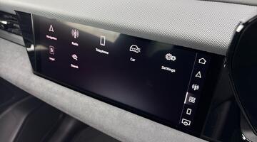 2025 Audi SQ6 SUV Edition 1 e-tron 360,00 kW (Black) - Image: 26