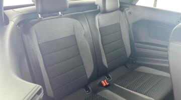 2025 Volkswagen TSI R-Line DSG 2WD Euro 6 2-door (Black) - Image: 28