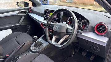 2023 SEAT 1.0 TSI FR Edition Euro 6 5-door (Grey) - Image: 6