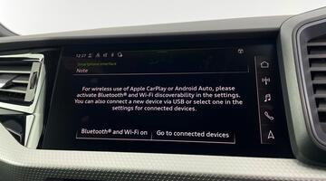 2025 Audi 1.0 TFSI 30 S line Sportback S Tronic Euro 6 5-door (Black) - Image: 17