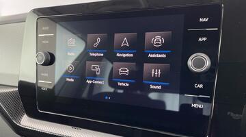 2024 Volkswagen 1.0 TSI Match Euro 6 5-door (Silver) - Image: 18