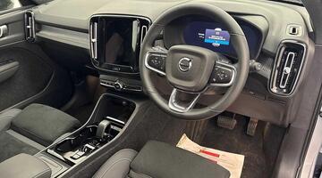 2022 Volvo 2.0 B4 MHEV Plus DCT Auto Euro 6 5-door (Silver) - Image: 9