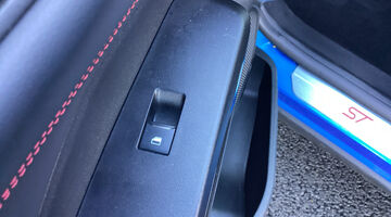 2024 Ford 1.0T EcoBoost MHEV ST-Line X Euro 6 5-door (Blue) - Image: 31