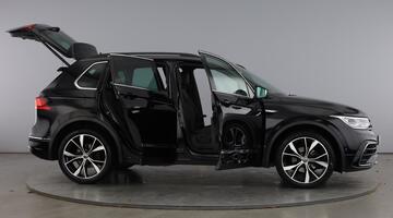 2022 Volkswagen TSI R-Line DSG Euro 6 5-door (Black) - Image: 10