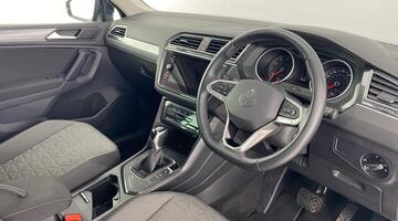 2022 Volkswagen TSI Life DSG Euro 6 5-door (Blue) - Image: 6