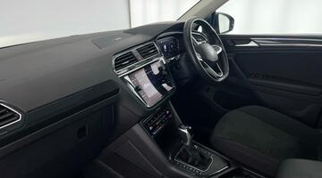 2023 Volkswagen TSI 13kWh Elegance DSG Euro 6 5-door (Blue) - Image: 2