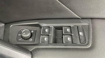 2022 Volkswagen 2.0 TDI R-Line DSG Euro 6 5-door (White) - Image: 19