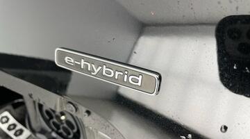 2025 Audi E-hybrid Launch Edition Sportback S Tronic Euro 6 5-door 26kWh (Black) - Image: 41