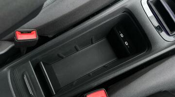 2020 Volkswagen Pro Performance 58kWh Life Auto 5-door (Silver) - Image: 89