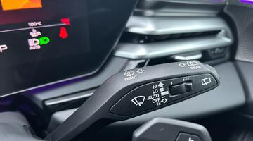 2025 Audi 2.0 TFSI S line S Tronic Euro 6 5-door (Blue) - Image: 40