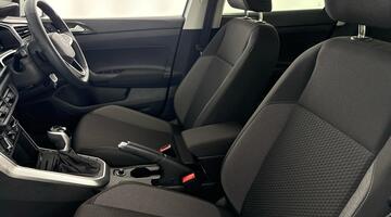 2025 Volkswagen 1.0 TSI Match DSG Euro 6 5-door (White) - Image: 32