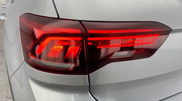 2025 Volkswagen TSI R-Line Euro 6 5-door (Silver) - Image: 22