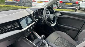 2022 Audi 1.0 TFSI 25 Sport Sportback Euro 6 5-door (Black) - Image: 2