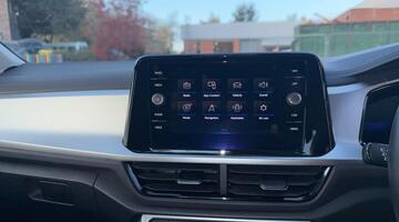 2023 Volkswagen 1.0 TSI Life Euro 6 5-door (Grey) - Image: 7