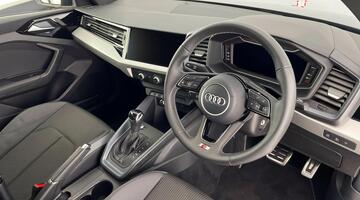 2025 Audi 1.0 TFSI 30 S line Sportback S Tronic Euro 6 5-door (Black) - Image: 6