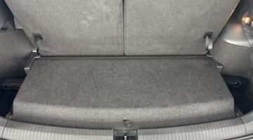 2021 Volkswagen 2.0 TDI Match DSG 4Motion Euro 6 5-door (White) - Image: 33