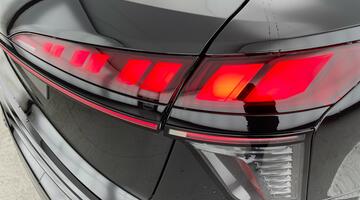 2025 Audi E-hybrid Launch Edition Sportback S Tronic Euro 6 5-door 26kWh (Black) - Image: 31