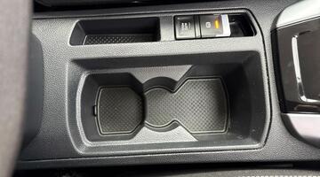 2023 Volkswagen 1.0 TSI Life Euro 6 5-door (Black) - Image: 12