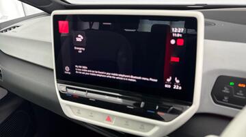 2021 Volkswagen Pro Performance 58kWh Tech Auto 5-door (Blue) - Image: 16