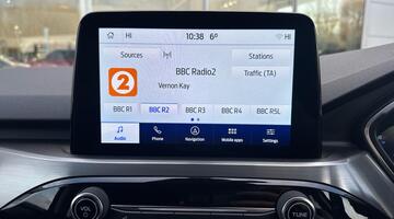 2021 Ford EcoBlue Titanium Edition Auto Euro 6 5-door (Blue) - Image: 10