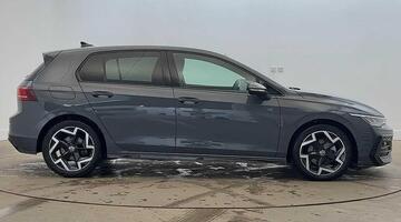 2025 Volkswagen TSI R-Line Euro 6 5-door (Grey) - Image: 4