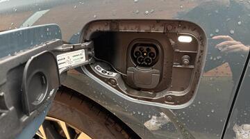 2025 CUPRA EHybrid 25.8kWh V1 DSG Euro 6 5-door (Blue) - Image: 21