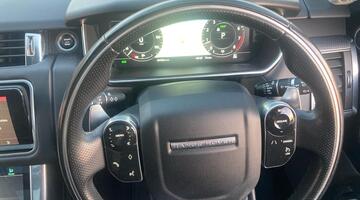 2020 Land Rover 2.0 P400e 13.1kWh HSE Dynamic Auto 4WD Euro 6 5-door (Black) - Image: 18