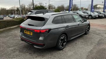 2025 Volkswagen ETSI MHEV R-Line DSG Euro 6 5-door (Grey) - Image: 39