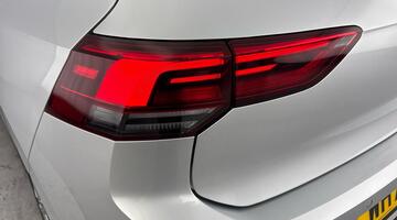 2021 Volkswagen 2.0 TDI R-Line Euro 6 5-door (Silver) - Image: 32