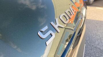 2025 Škoda 63kWh 60 Edition Auto 5-door (Green) - Image: 13