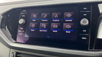 2024 Volkswagen 1.0 TSI R-Line DSG Euro 6 5-door (Grey) - Image: 18