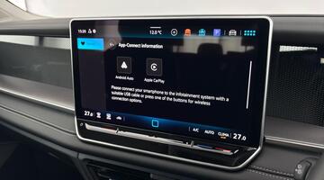 2025 Volkswagen ETSI MHEV Life DSG Euro 6 5-door (Purple) - Image: 22