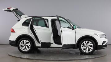 2020 Volkswagen TSI Life DSG Euro 6 5-door (White) - Image: 10