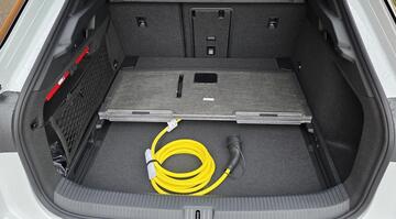 2025 Volkswagen Pro 77kWh Match Plus Fastback Auto 5-door (Multicolour) - Image: 16