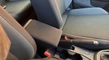 2023 Volkswagen 1.0 TSI Life Euro 6 5-door (Red) - Image: 43