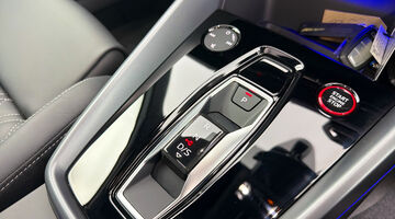 2025 Audi 2.0 TFSI Vorsprung Sportback S Tronic quattro Euro 6 5-door (Red) - Image: 26